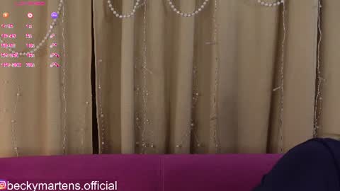 BeckyMartens come join me on    while im offline here  online show from 08.01.26