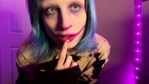 Snapshot of beckytheclown chatting on 12.08.24 Beckytheclown online show from 12.08.24