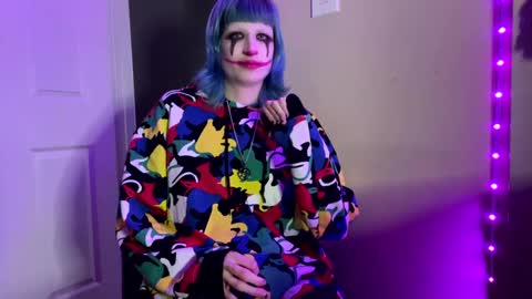 Snapshot of beckytheclown chatting on 12.09.24 Beckytheclown online show from 12.09.24