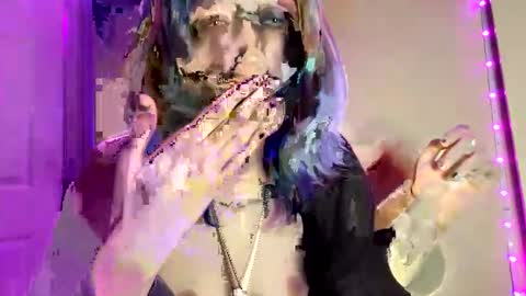 Snapshot of beckytheclown chatting on 03.12.25 Beckytheclown online show from 03.12.25