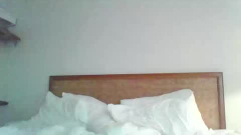 Snapshot of bedbandits chatting on 01.25.25 Bedbandits69 online show from 01.25.25