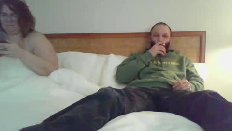 Snapshot of bedbandits chatting on 02.22.25 Bedbandits69 online show from 02.22.25