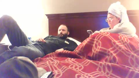 Snapshot of bedbandits chatting on 03.07.25 Bedbandits69 online show from 03.07.25