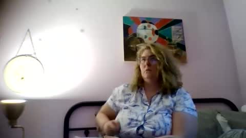 Snapshot of bedbandits chatting on 09.25.25 Bedbandits69 online show from 09.25.25