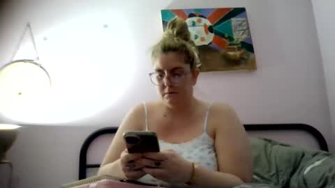 Snapshot of bedbandits chatting on 10.06.25 Bedbandits69 online show from 10.06.25