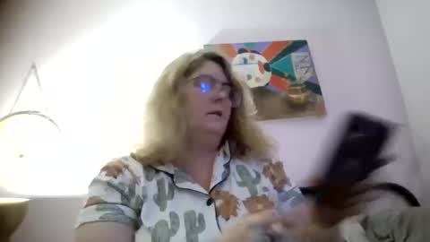 Snapshot of bedbandits chatting on 10.18.25 Bedbandits69 online show from 10.18.25