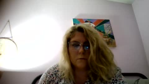 Snapshot of bedbandits chatting on 10.29.25 Bedbandits69 online show from 10.29.25