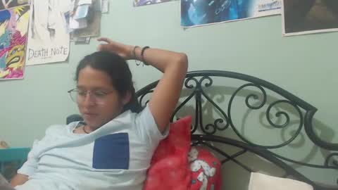 Snapshot of beentage chatting on 12.31.24 Alex online show from 12.31.24