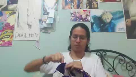 Snapshot of beentage chatting on 01.05.25 Alex online show from 01.05.25