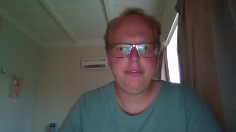 Snapshot of beentomars chatting on 01.28.25 beentomars online show from 01.28.25
