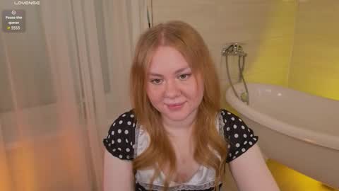 Bee  online show from 03.25.26