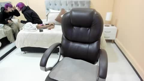 Snapshot of bela_craxkerr chatting on 02.11.26 Bela online show from 02.11.26