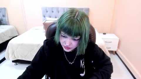 Snapshot of bela_craxkerr chatting on 02.26.26 Bela online show from 02.26.26