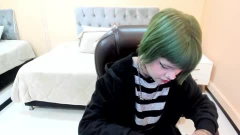 Snapshot of bela_craxkerr chatting on 02.28.26 Bela online show from 02.28.26