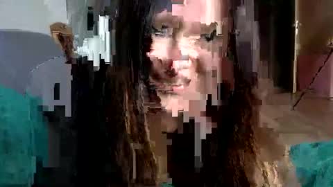 Snapshot of belajulia chatting on 10.19.25 belajulia online show from 10.19.25