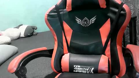 Tezza online show from 10.22.25