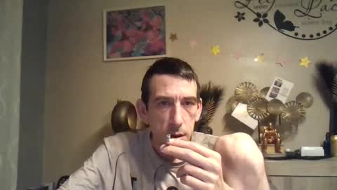 Snapshot of belgianboy33 chatting on 12.29.24 Dreamcock online show from 12.29.24