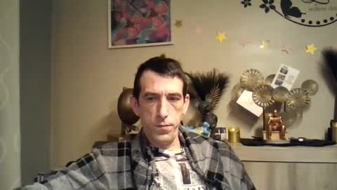 Snapshot of belgianboy33 chatting on 01.03.25 Dreamcock online show from 01.03.25