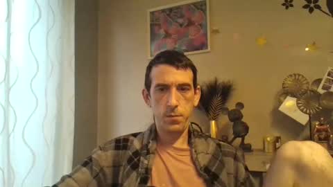 Snapshot of belgianboy33 chatting on 01.12.25 Dreamcock online show from 01.12.25