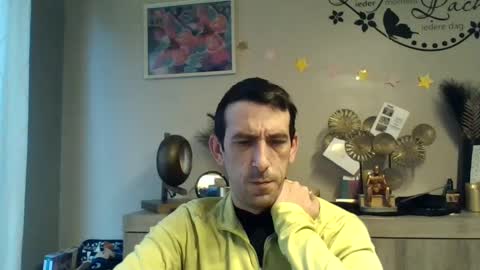 Snapshot of belgianboy33 chatting on 01.14.25 Dreamcock online show from 01.14.25