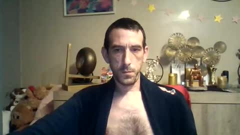 Snapshot of belgianboy33 chatting on 09.21.25 Dreamcock online show from 09.21.25