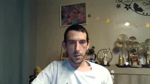 Snapshot of belgianboy33 chatting on 10.19.25 Dreamcock online show from 10.19.25