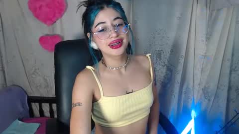 Snapshot of belinda_luna_ chatting on 12.07.24 modelo independiente online show from 12.07.24