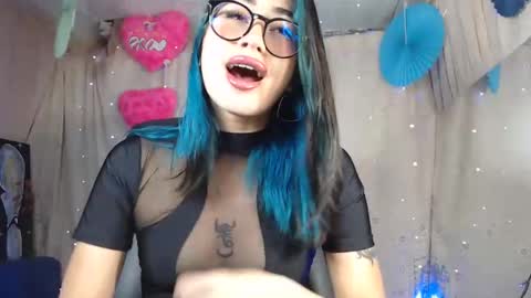 Snapshot of belinda_luna_ chatting on 01.12.25 modelo independiente online show from 01.12.25