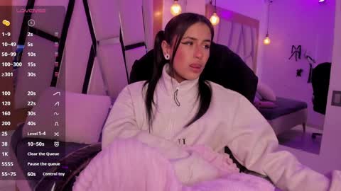 Bella online show from 01.24.25