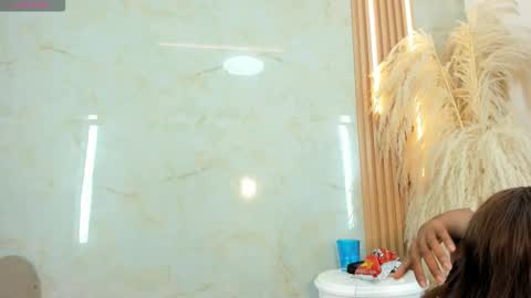 Belkilima  online show from 12.15.25