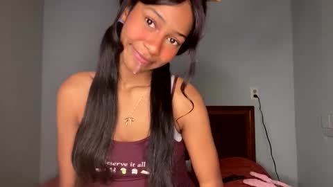 bella19sua online show from 11.24.25