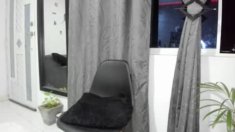 isabella online show from 02.07.25