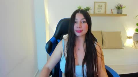 Snapshot of bella_99x chatting on 06.02.26 Bel 3 online show from 06.02.26