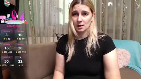 Snapshot of bella_antoniaxo chatting on 05.26.26 Antonia online show from 05.26.26