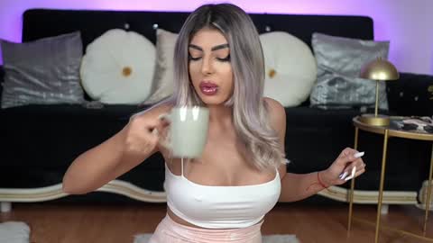 Emma  Bella online show from 03.09.25