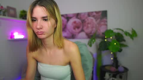 BellaBlonde online show from 12.18.25