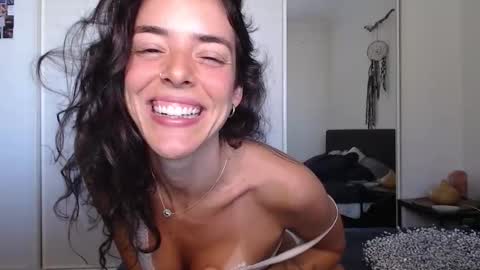 Bella online show from 02.14.26