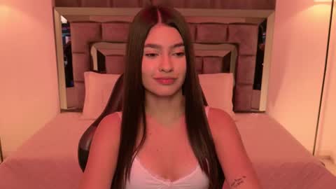 Bella  online show from 12.17.25