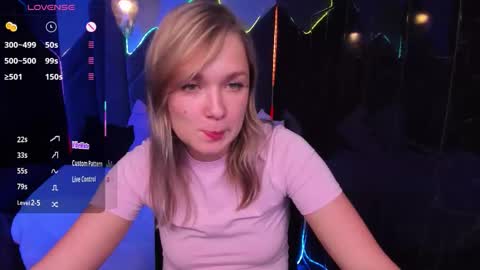 Bella online show from 10.17.25