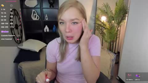 Bella online show from 11.18.25