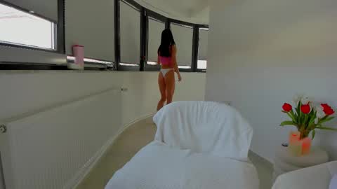 Anna  online show from 03.17.26