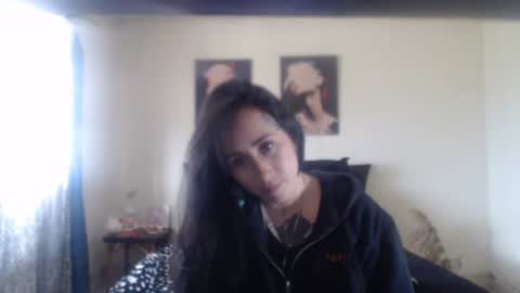 bella_luna34 online show from 04.14.26