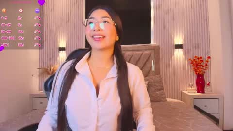 bella_martini_ online show from 03.21.26