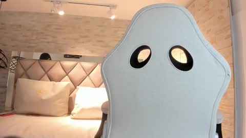  BELLA  online show from 03.02.26