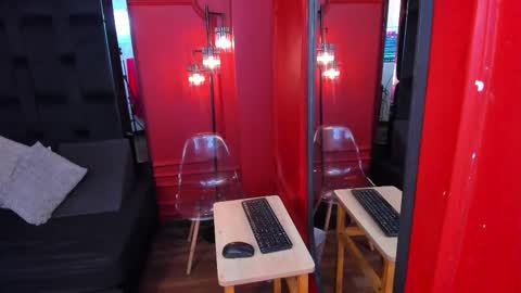 Bella Riviera online show from 01.18.26