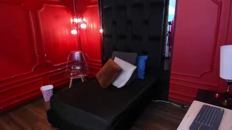 Bella Riviera online show from 02.15.26