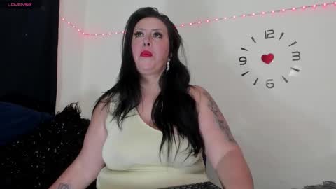 Bella Smith online show from 02.06.26