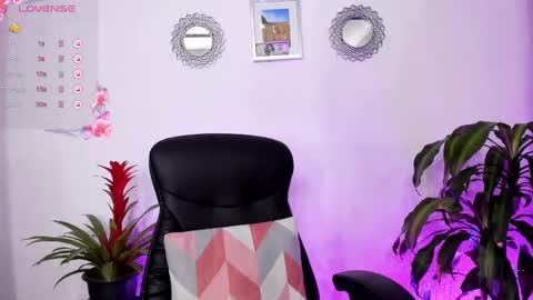 Bella online show from 03.04.25