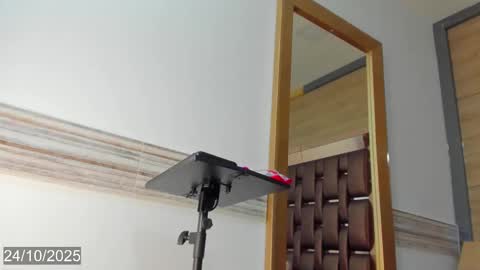 bella_tinkerbell_bahamas online show from 10.24.25