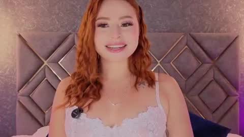 Snapshot of bellaa_swant chatting on 06.19.26 Cris online show from 06.19.26